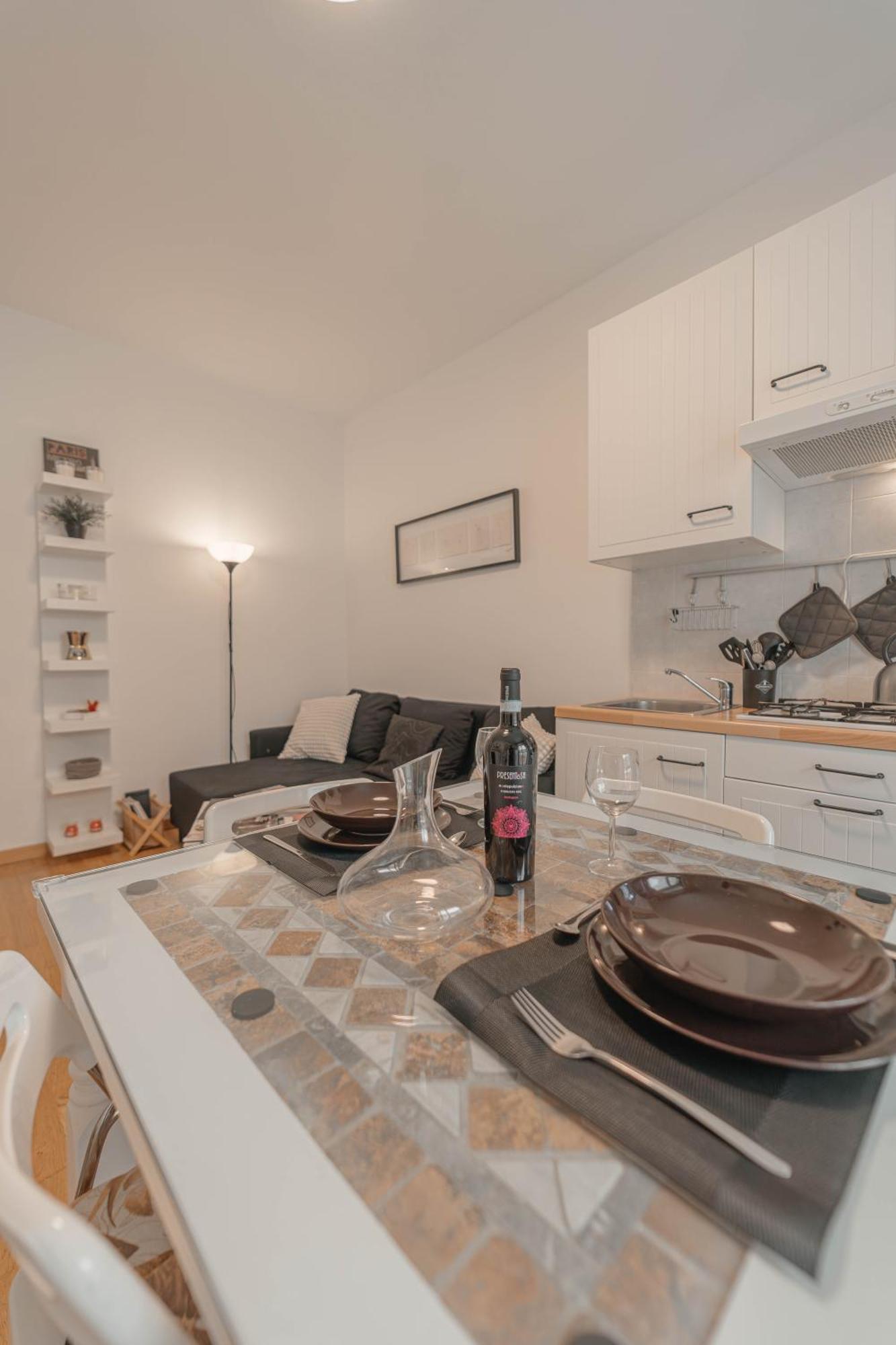 Solari New Apt มิลาน ภายนอก รูปภาพ